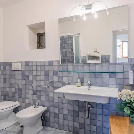 Italian Experience-la Casa Sui Tetti 4 Apartment