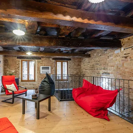 Apartment Italian Experience-la Casa Sui Tetti 4 *